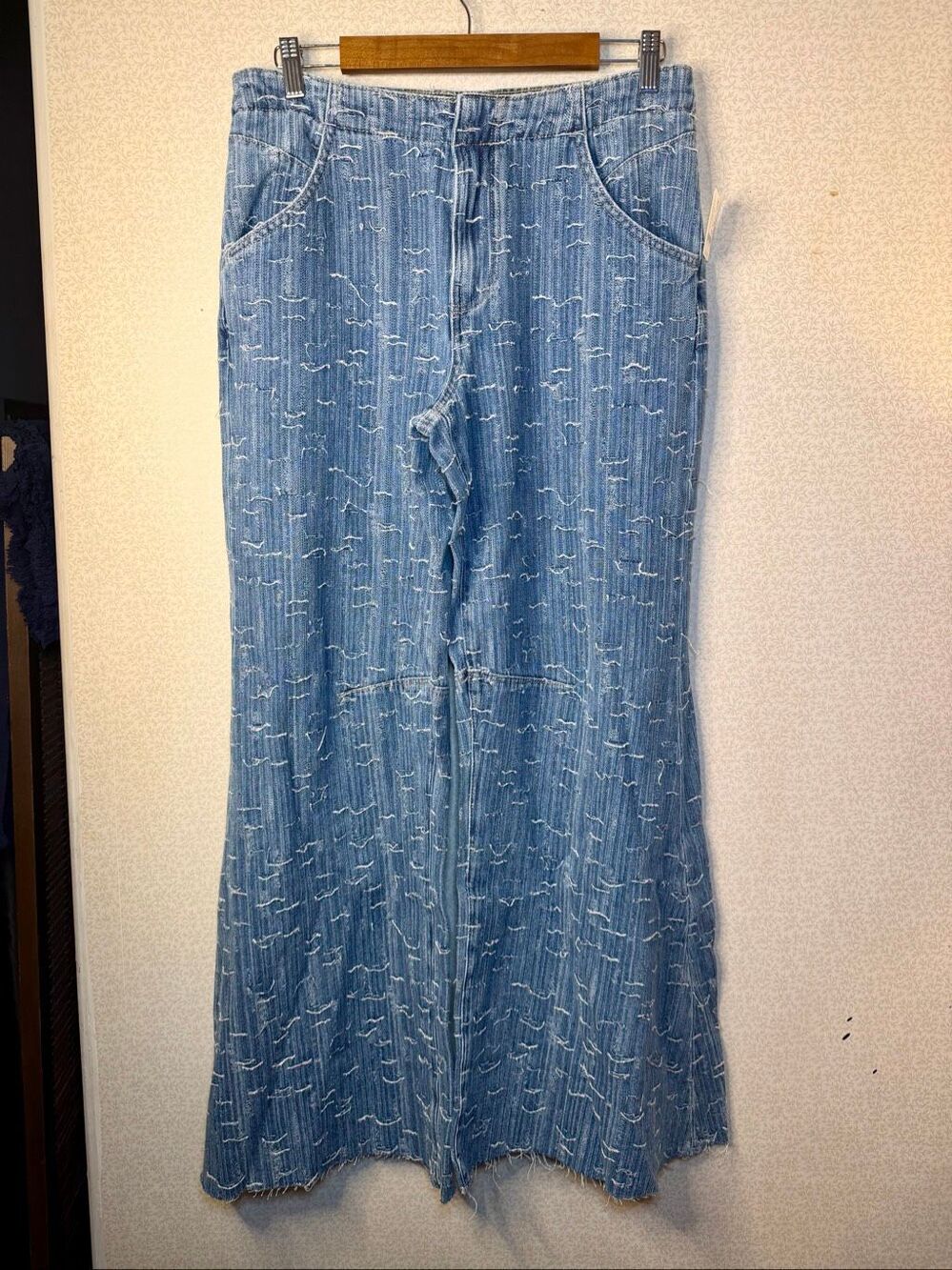 NWT Free People We The Free Front Row wide leg, flare jeans